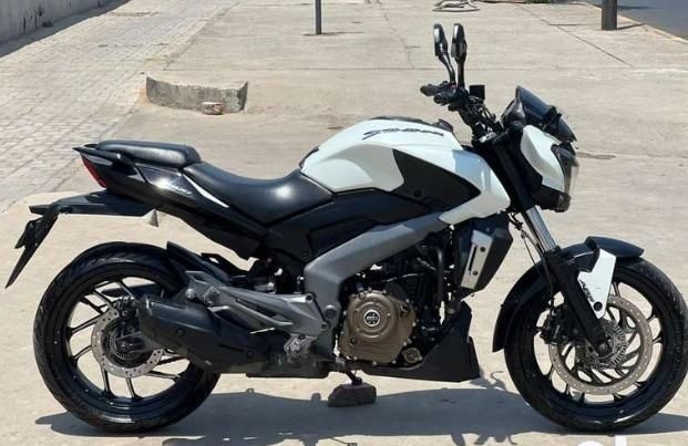 Bajaj Dominar 400 ABS 2017