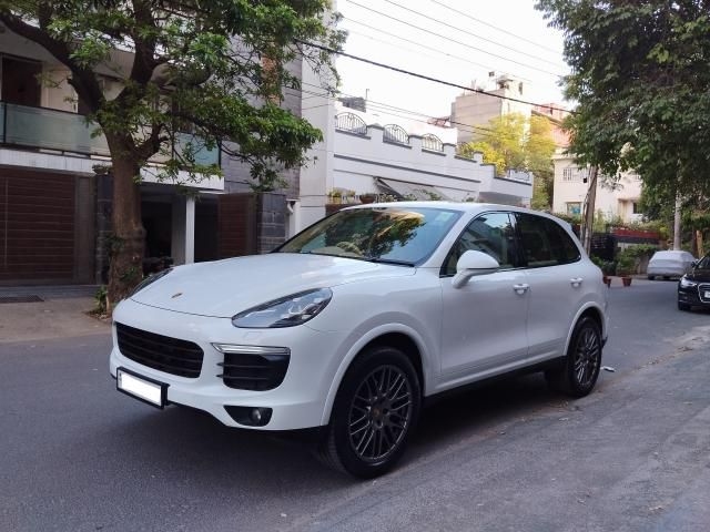 Porsche Cayenne Platinum Edition 2017