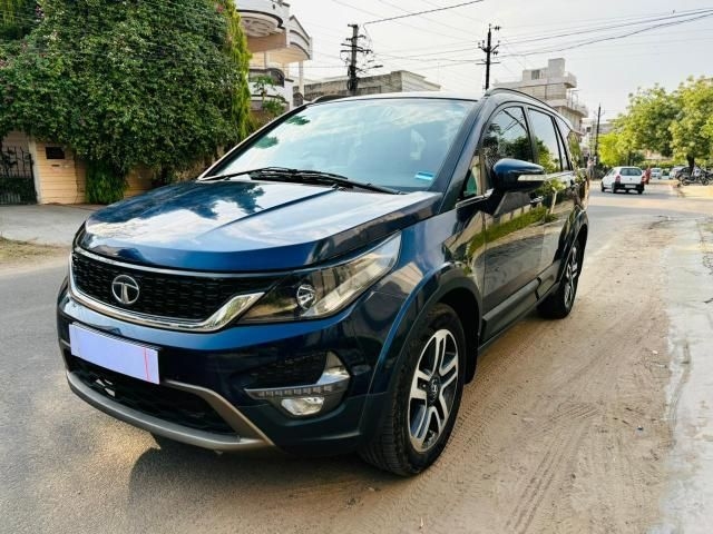 Tata Hexa XT 4x2 7 STR 2017