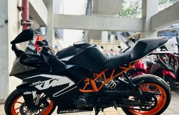 KTM RC 200cc 2015