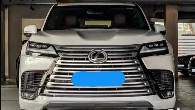 Lexus LX 500d 2023