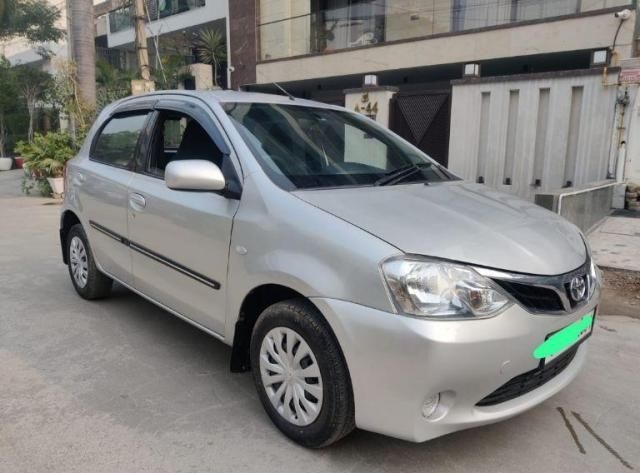 Toyota Etios Liva G SP 2012