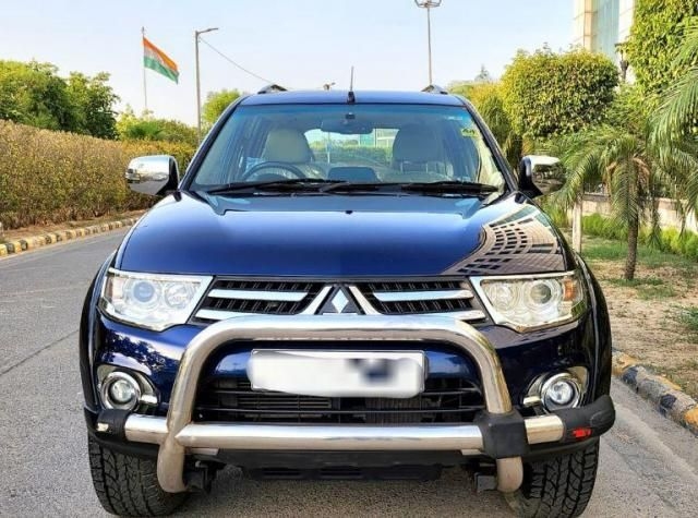 Mitsubishi Pajero Sport 2.5 AT 2015