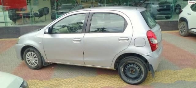 Toyota Etios Liva G 2014