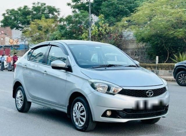 Tata Tiago Revotron XM 2017