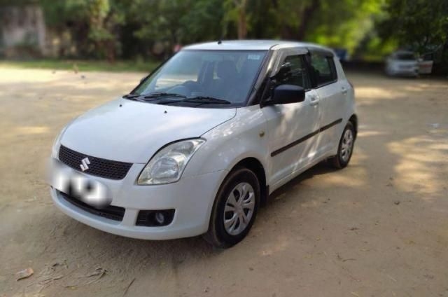 Maruti Suzuki Swift VXi 1.3 2011