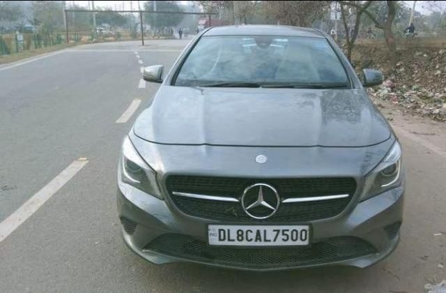 Mercedes-Benz CLA 200 CGI 2016