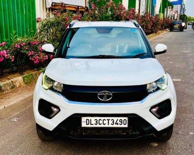 Tata Nexon XMA (S) Petrol 2021