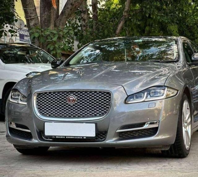 Jaguar XJ L 3.0 V6 Portfolio 2015