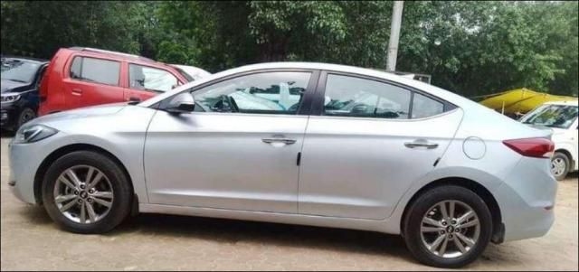 Hyundai Elantra 1.6 SX MT 2019