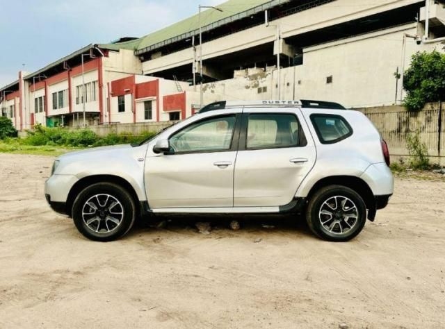 Renault Duster 110 PS RXZ 4X4 MT 2016