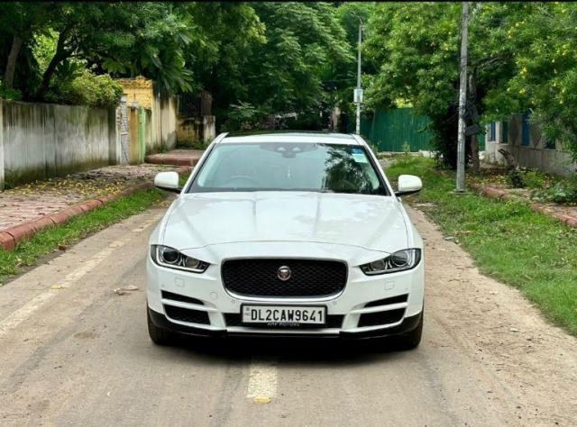 Jaguar XE Prestige 2017