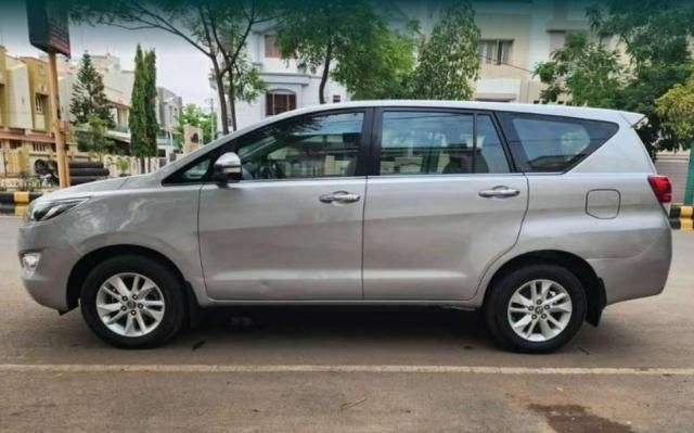 Toyota Innova Crysta 2.4 VX 8 STR 2016