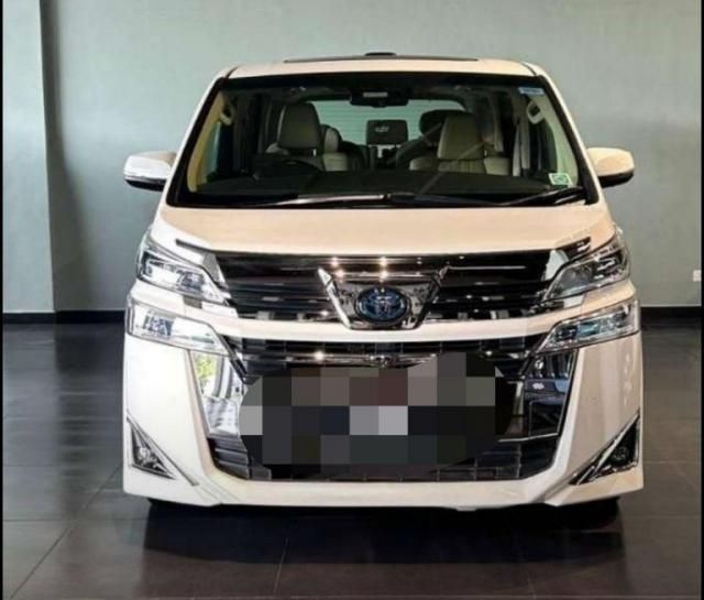 Toyota Vellfire Hybrid BS6 2020