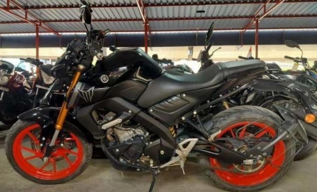 Yamaha MT 15 V2 Metallic Black 2023