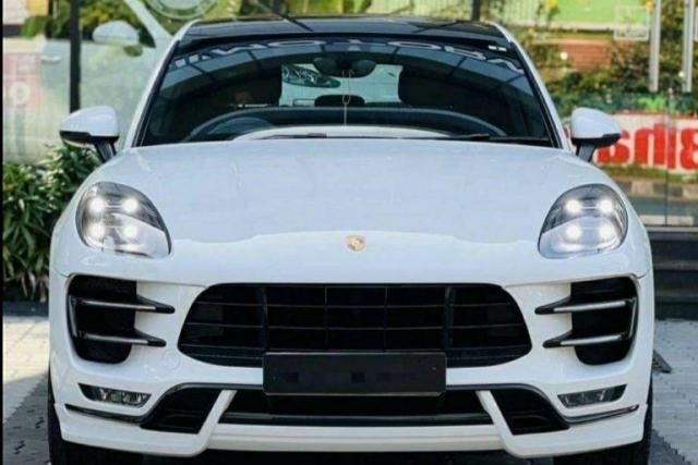 Porsche Macan Turbo 2015