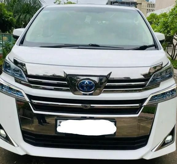 Toyota Vellfire Hybrid BS6 2020