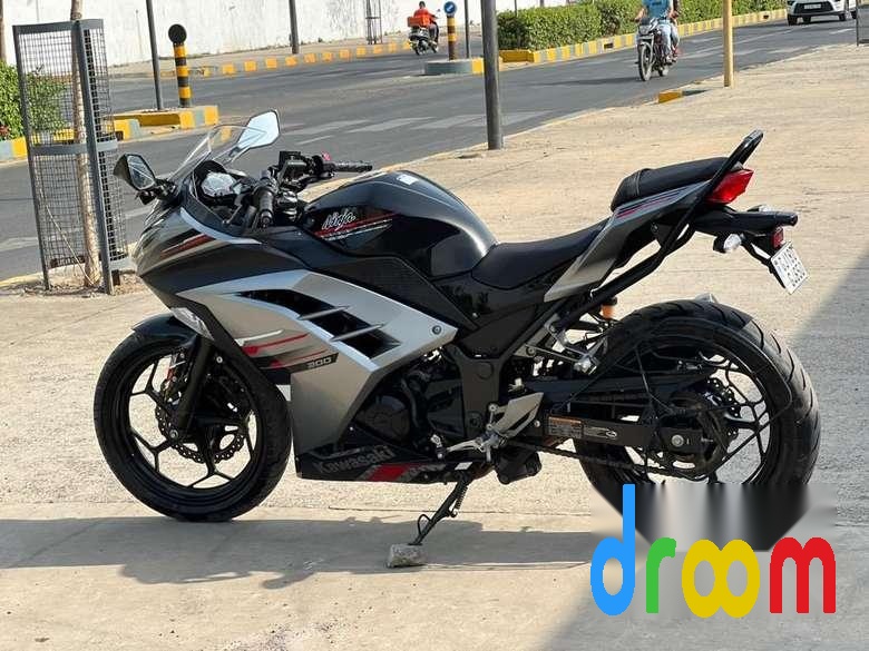 Kawasaki Ninja 300 ABS 2019