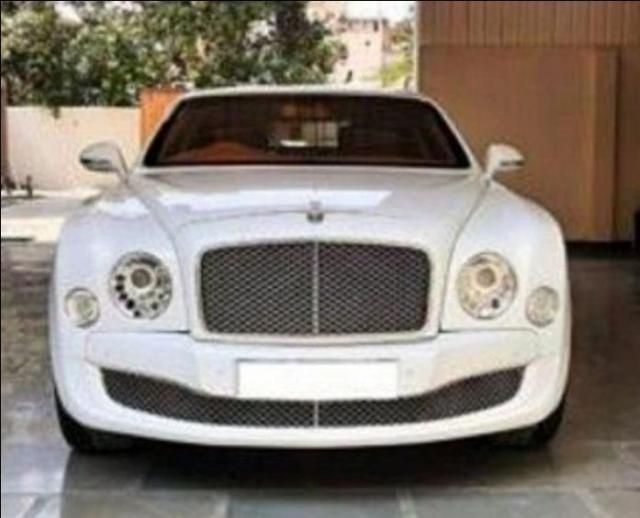 Bentley Mulsanne V8 2012