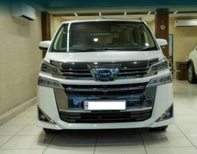 Toyota Vellfire Hybrid 2023