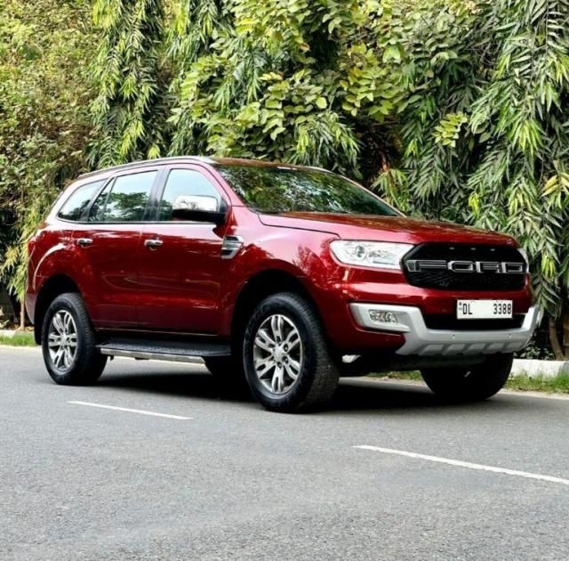 Ford Endeavour Trend 2.2 4x2 AT 2018