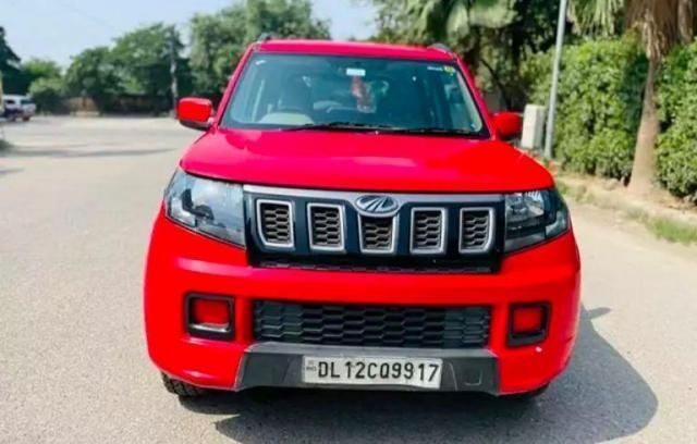 Mahindra TUV300 T6 Plus 2019