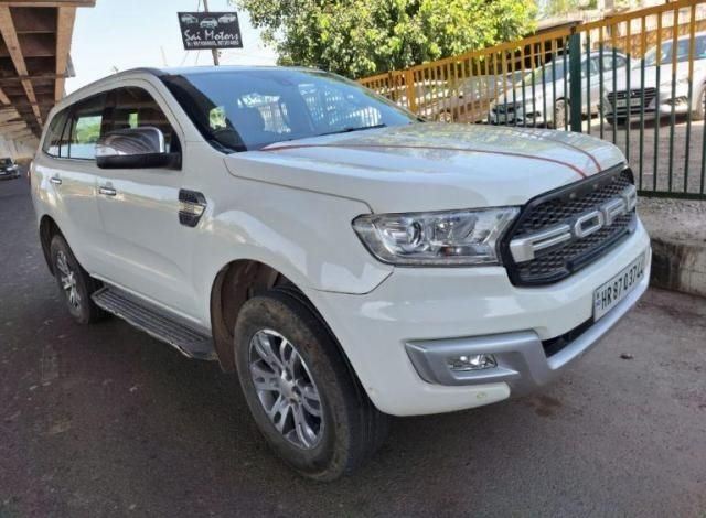 Ford Endeavour Titanium 3.2 4x4 AT 2017