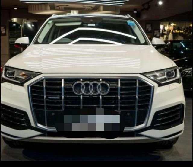 Audi Q7 55 TFSI Premium Plus 2023