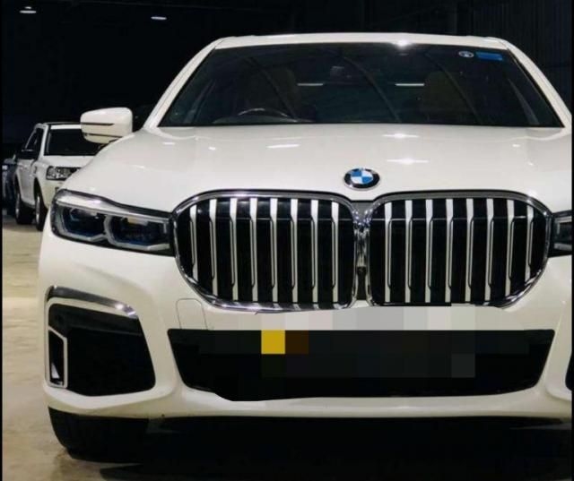 BMW 7 Series 740 Li M Sport 2021