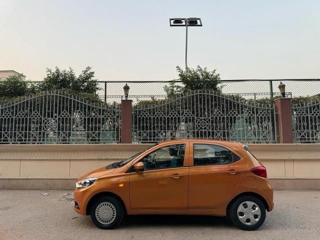 Tata Tiago Revotorq XT 2016