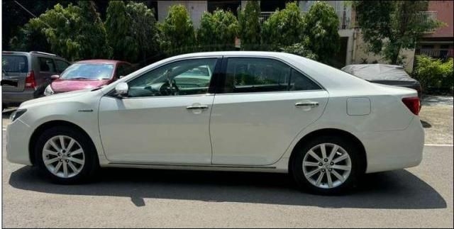 Toyota Camry Hybrid 2014