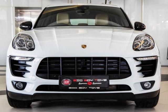 Porsche Macan Turbo 2019