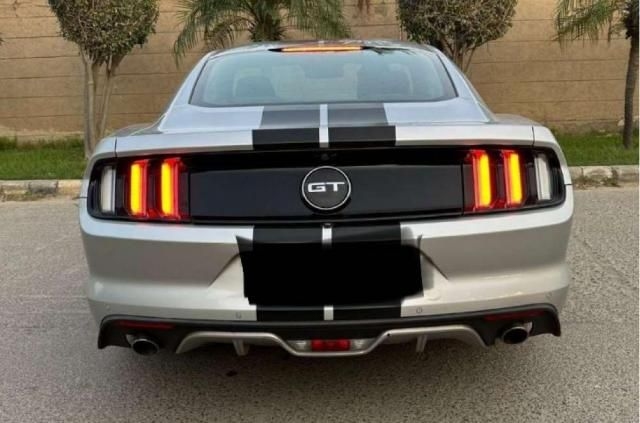 Ford Mustang GT Fastback 5.0L V8 2019