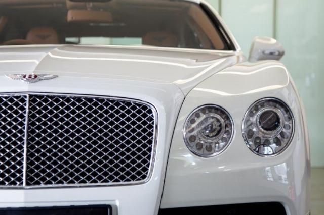 Bentley Flying Spur V8 2014