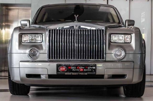 Rolls-Royce Phantom Sedan 2008