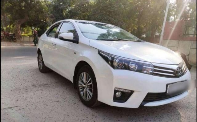 Toyota Corolla Altis 1.8 GL 2015