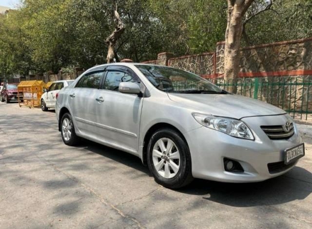 Toyota Corolla Altis 1.8 G 2011