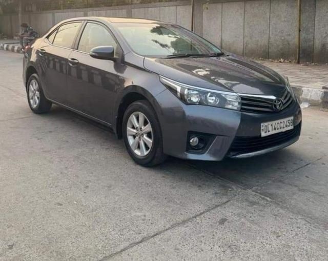 Toyota Corolla Altis 1.8 G AT2015