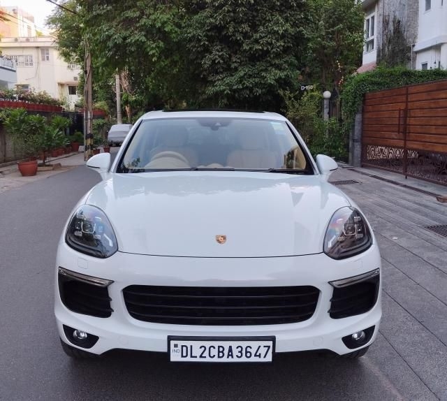 Porsche Cayenne S Petrol 2019