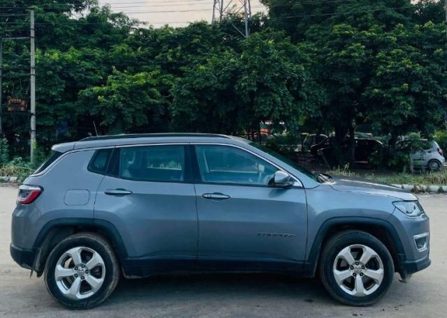 Jeep Compass 1.4L Limited Black Pack 4x2 Option Pack (AT) 2018