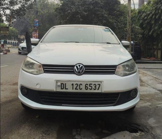 Volkswagen Vento 1.6L Highline 2012