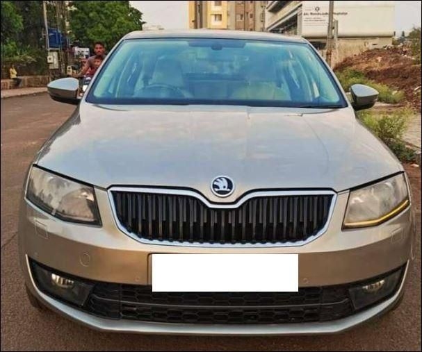 Skoda Octavia Elegance 2.0 TDI AT 2015