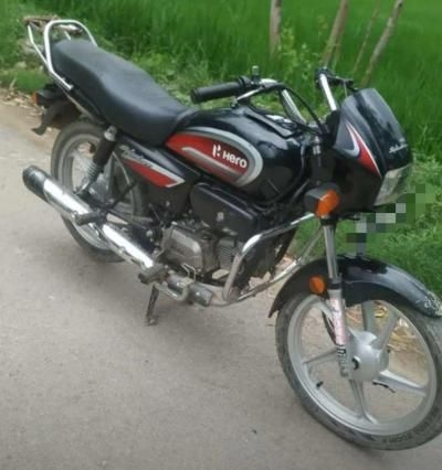 Hero Splendor Plus Black and Accent Edition 2021