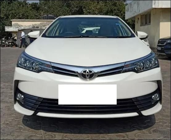 Toyota Corolla Altis 1.8 G AT 2018