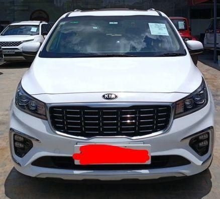 Kia Carnival Limousine 7 STR 2020