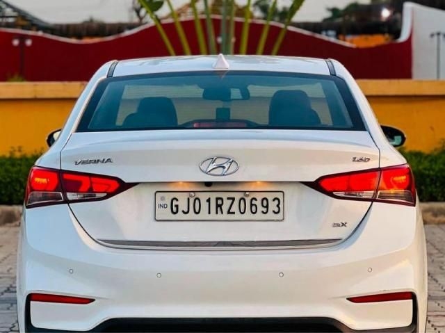 Hyundai Verna 1.6 CRDi SX (O) 2017