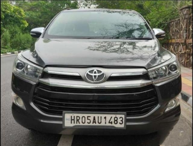 Toyota Innova Crysta 2.4 ZX 7 STR 2017