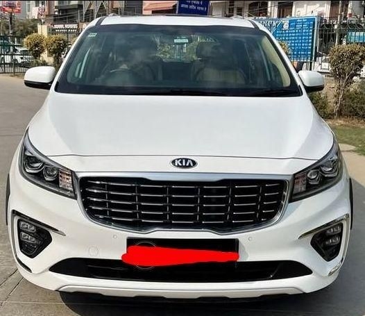 Kia Carnival Limousine 7 STR 2020