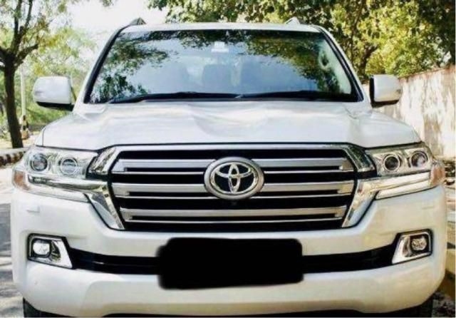 Toyota Land Cruiser LC200 VX 2015