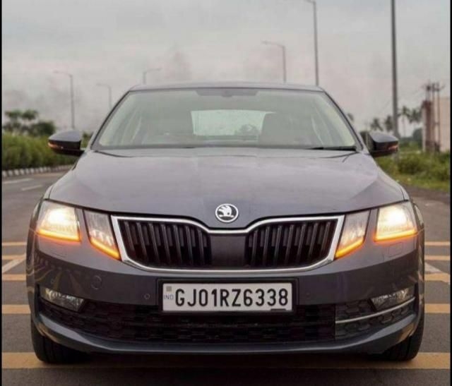 Skoda Octavia 2.0 TDI CR AMBITION AT 2017